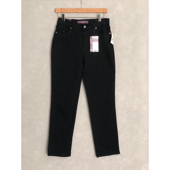 Gloria Vanderbilt Women's Size 6P Average Amanda Supreme Stretch Jeans NEW - Picture 1 of 7